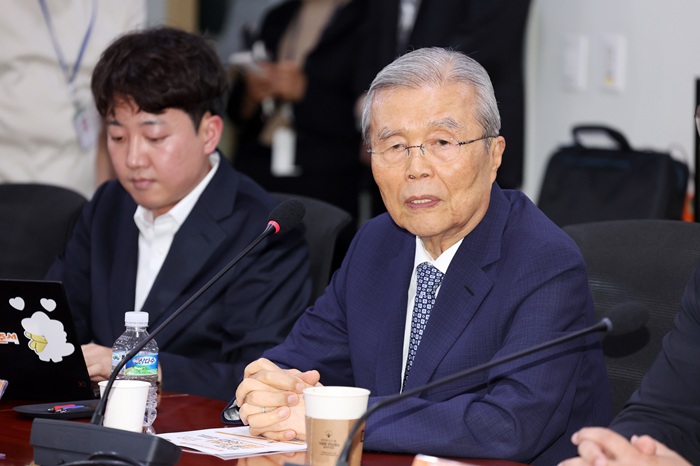 지난 6월 김종인 개혁신당 전 상임고문이 서울 여의도 국회 의원회관에서 열린 대선 평가 세미나에서 기념사를 하고 있다. (사진/뉴시스)