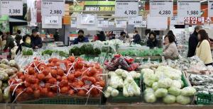 [기후]식지 않는 바다, 달라진 식탁 ①사라진 제철 과일